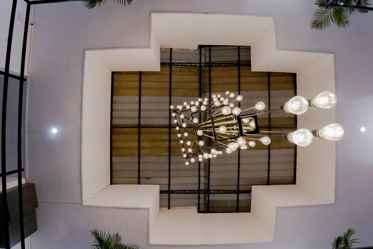 סוראט Hotel Royal Accord מראה חיצוני תמונה