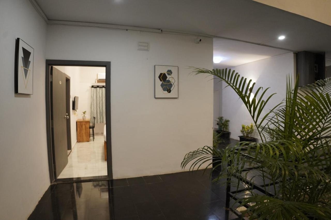 סוראט Hotel Royal Accord מראה חיצוני תמונה