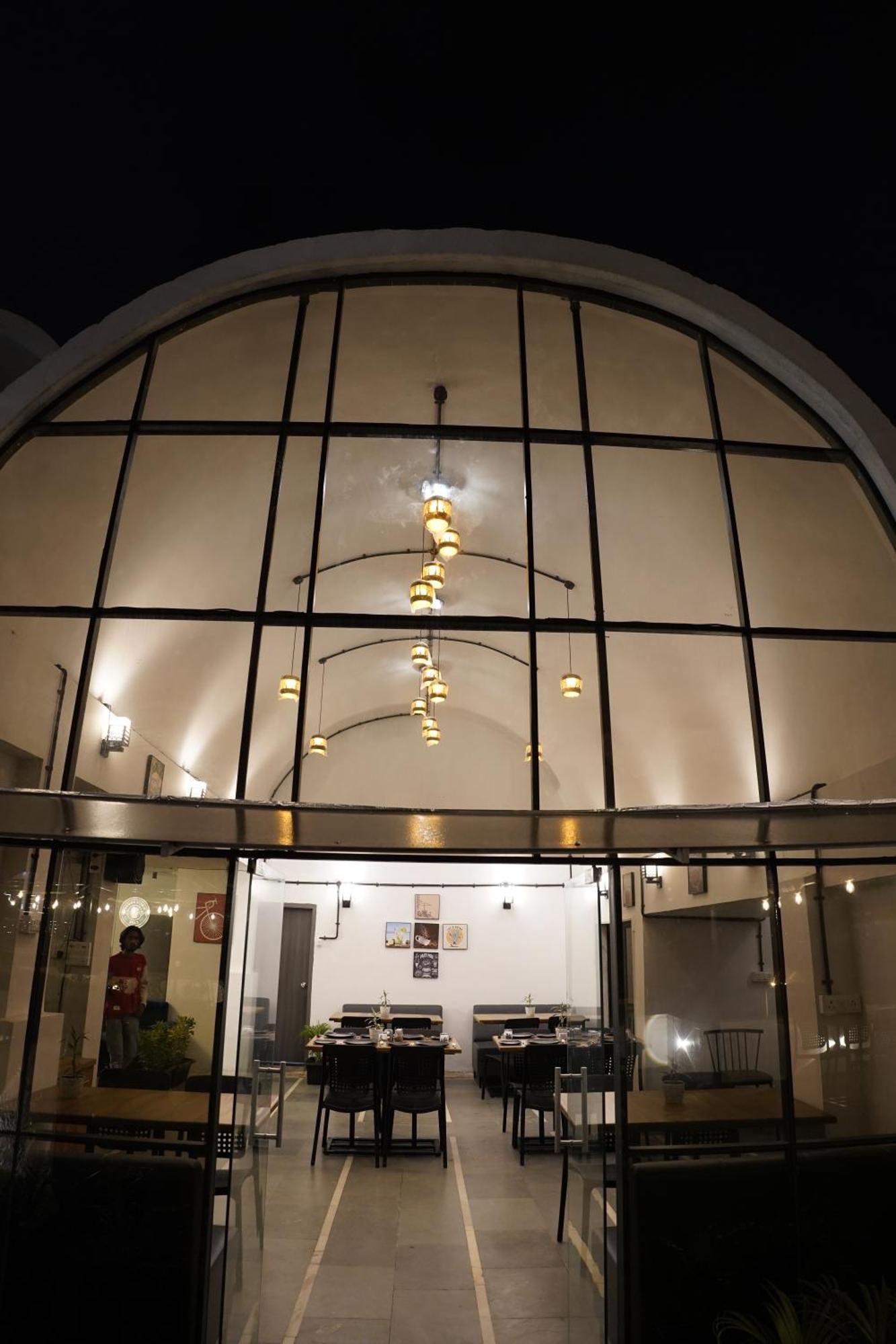 סוראט Hotel Royal Accord מראה חיצוני תמונה
