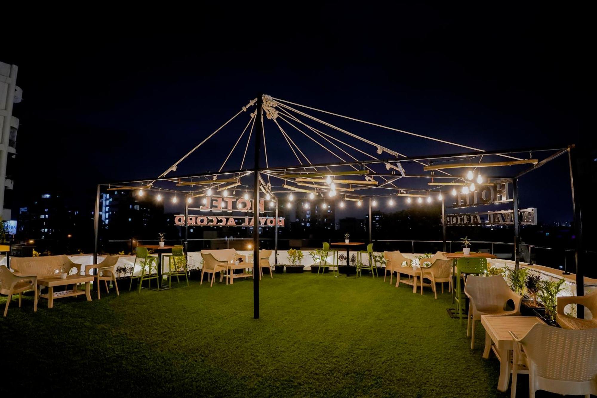 סוראט Hotel Royal Accord מראה חיצוני תמונה