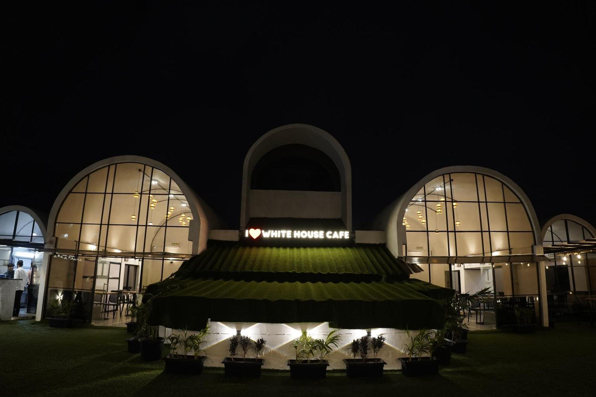סוראט Hotel Royal Accord מראה חיצוני תמונה